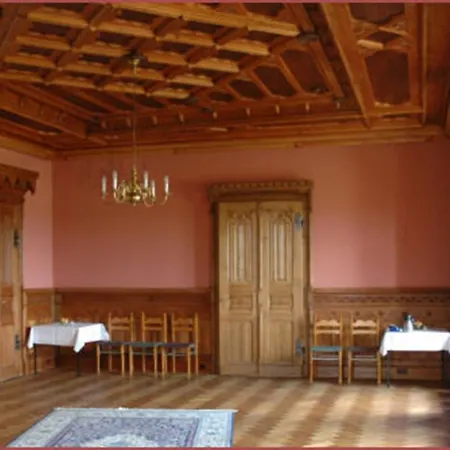 Hotel Schloss 3*