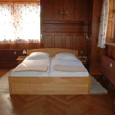 Hotel Schloss 3*