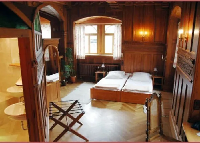 Отель Schloss 3*