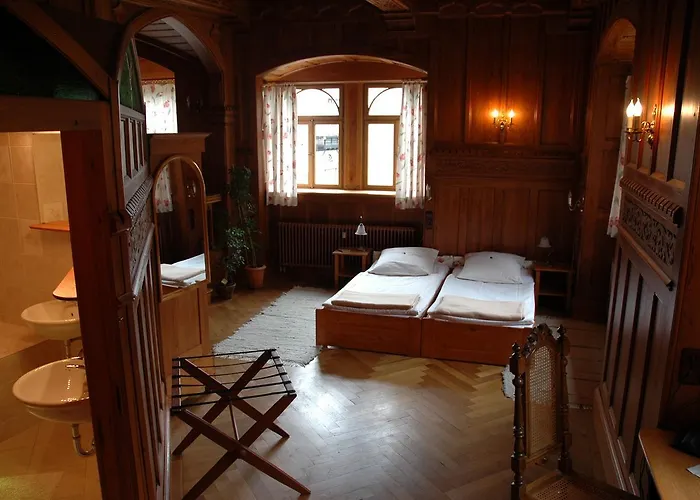 Отель Schloss 3*